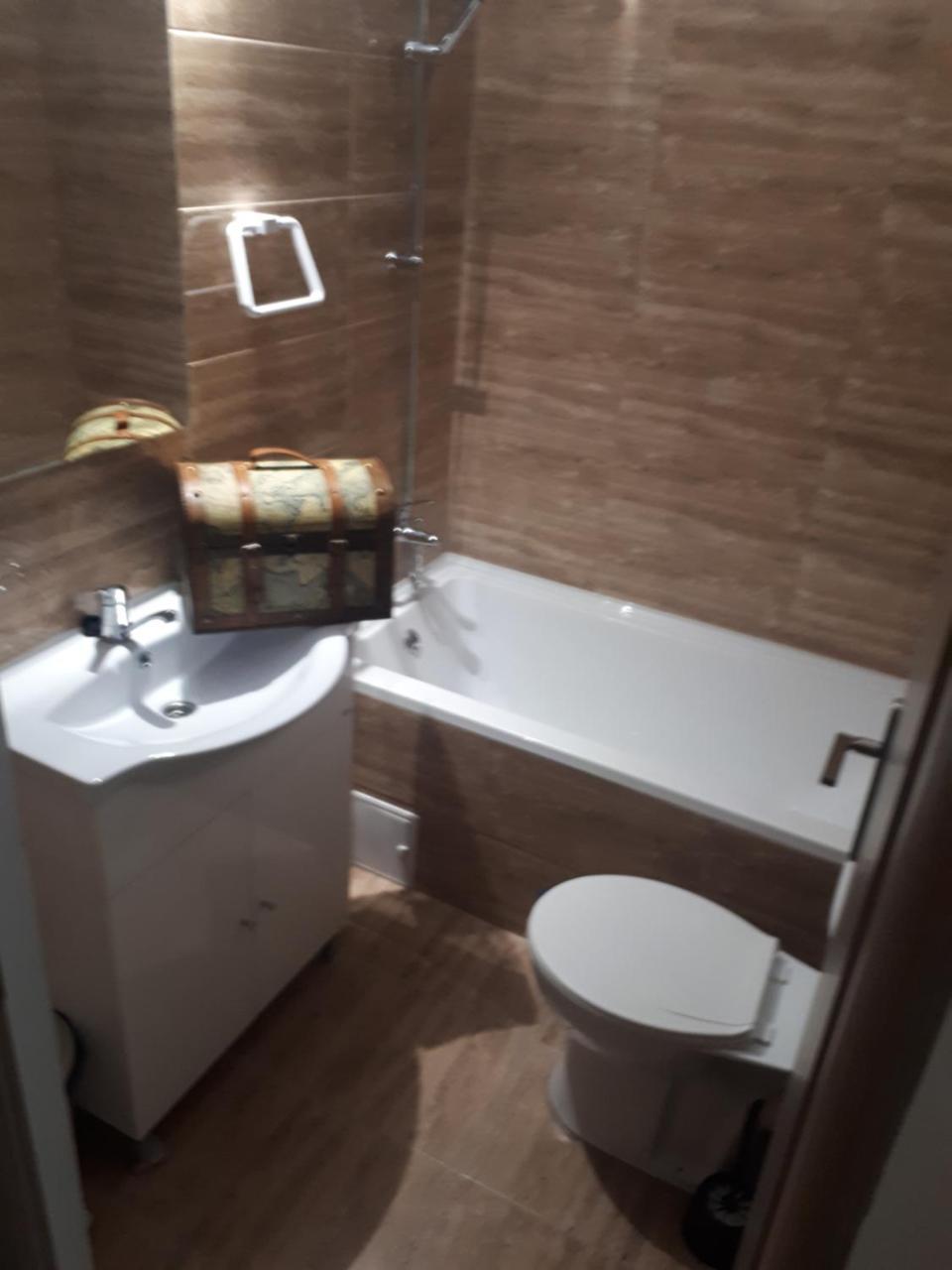 Apartament Premium Travel Apartment Oradea Bagian luar foto